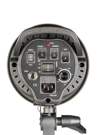 Lampa studyjna Quantuum DP-300