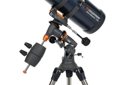 Celestron AstroMaster 130 EQ-MD z napędem