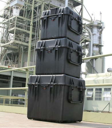 Peli 0340 skrzynia sześcienna z przegródkami/czarna