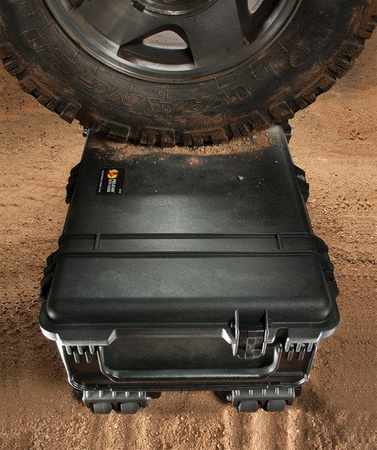 Peli 1670 skrzynia z gąbką/czarna