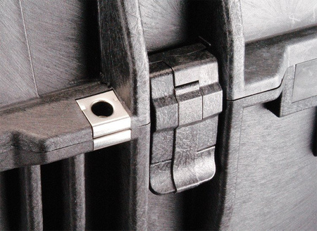 Peli 1550 skrzynia z gąbką/czarna