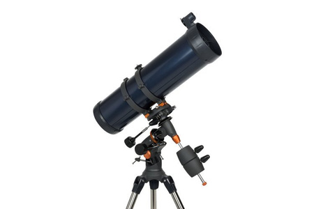 Celestron AstroMaster 130 EQ-MD z napędem