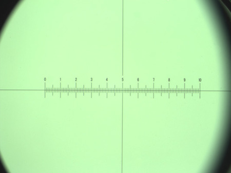 Okular mikrometryczny WF10X/18 z krzyżem i podziałką (DO Genetic Pro)